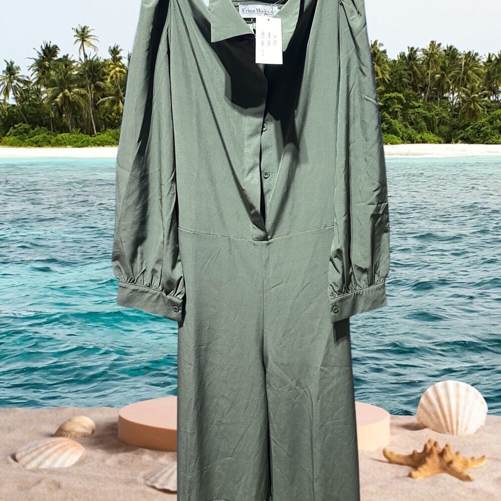 Green BUTTON DOWN LONG SLEEVE JUMPSUIT sz XL